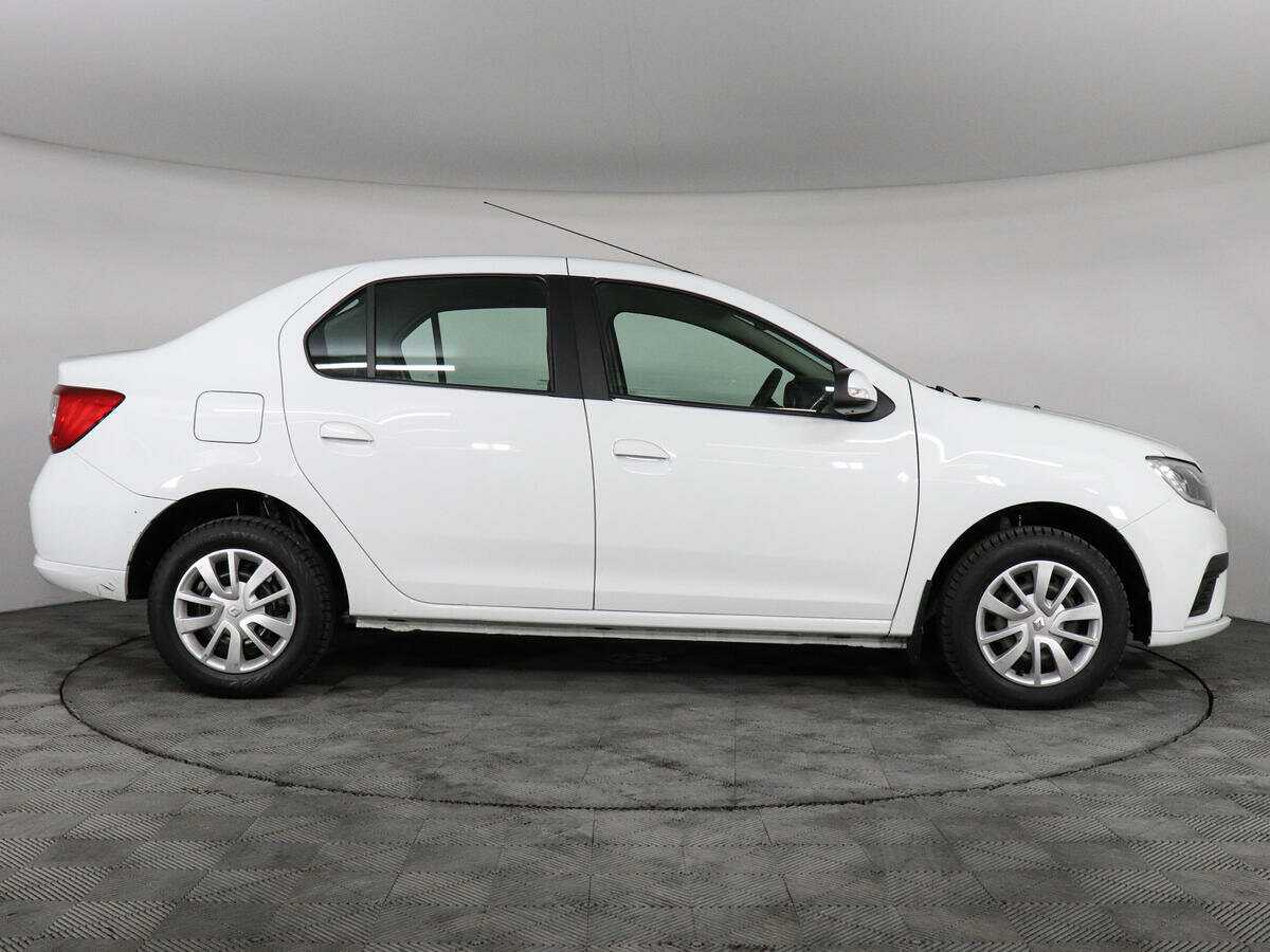 Б/У Рено Логан 2022 года. Фото: #3