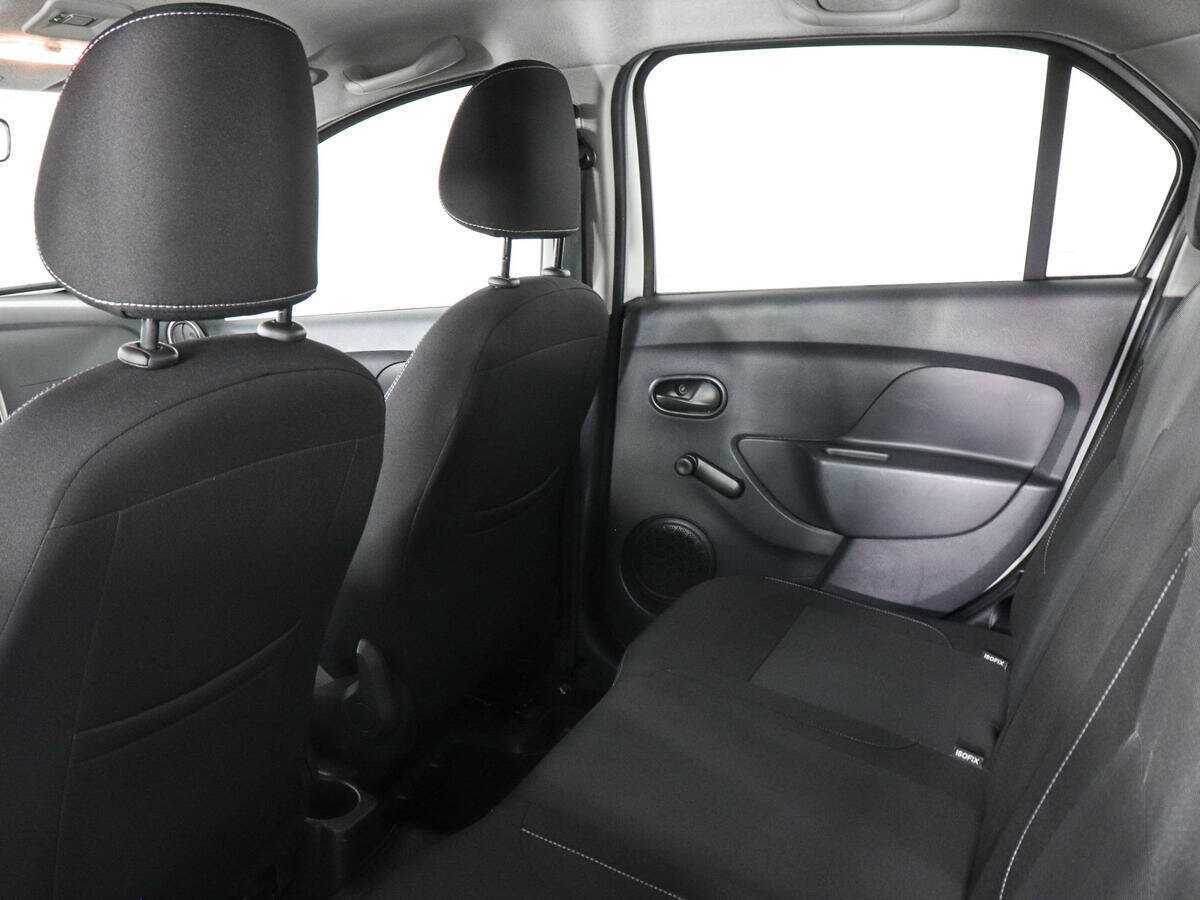 Б/У Рено Логан 2022 года. Фото: #11