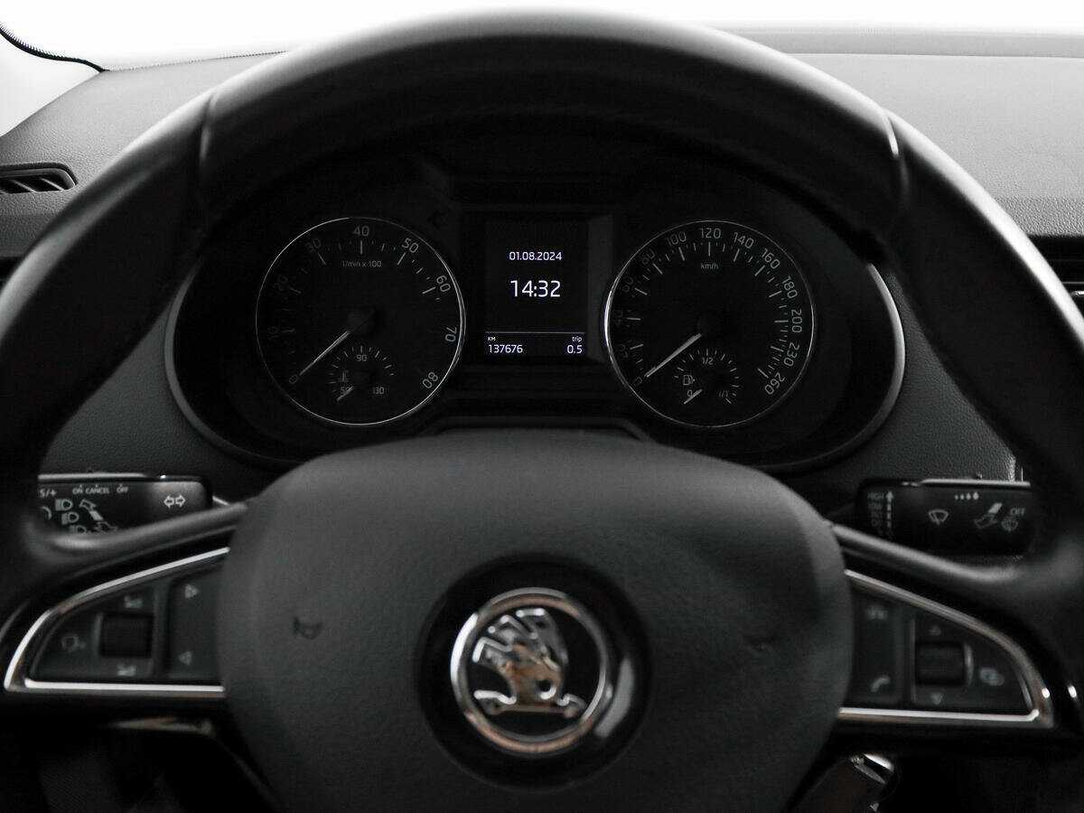 Б/У Шкода Октавия 2016 года. Фото: #15