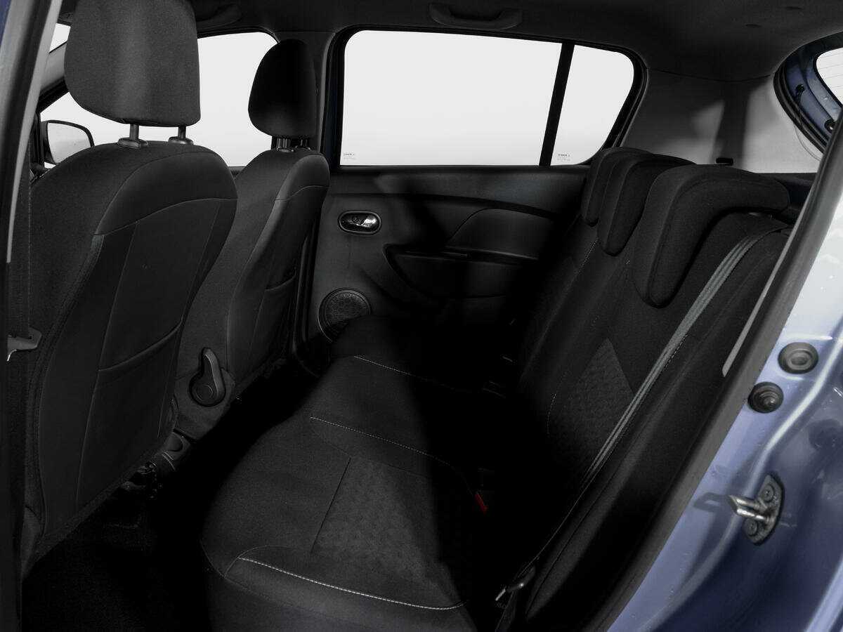 Б/У Рено Сандеро 2016 года. Фото: #8