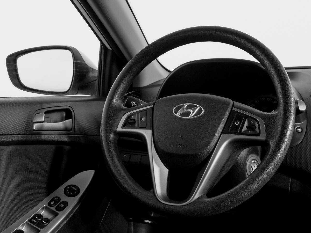 Б/У Хендай Солярис 2016 года. Фото: #13