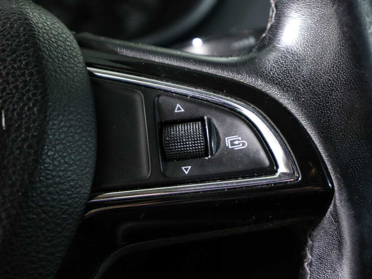 Б/У Шкода Октавия 2013 года. Фото: #16