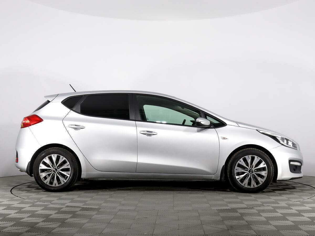 Б/У Киа Сид 2016 года. Фото: #3