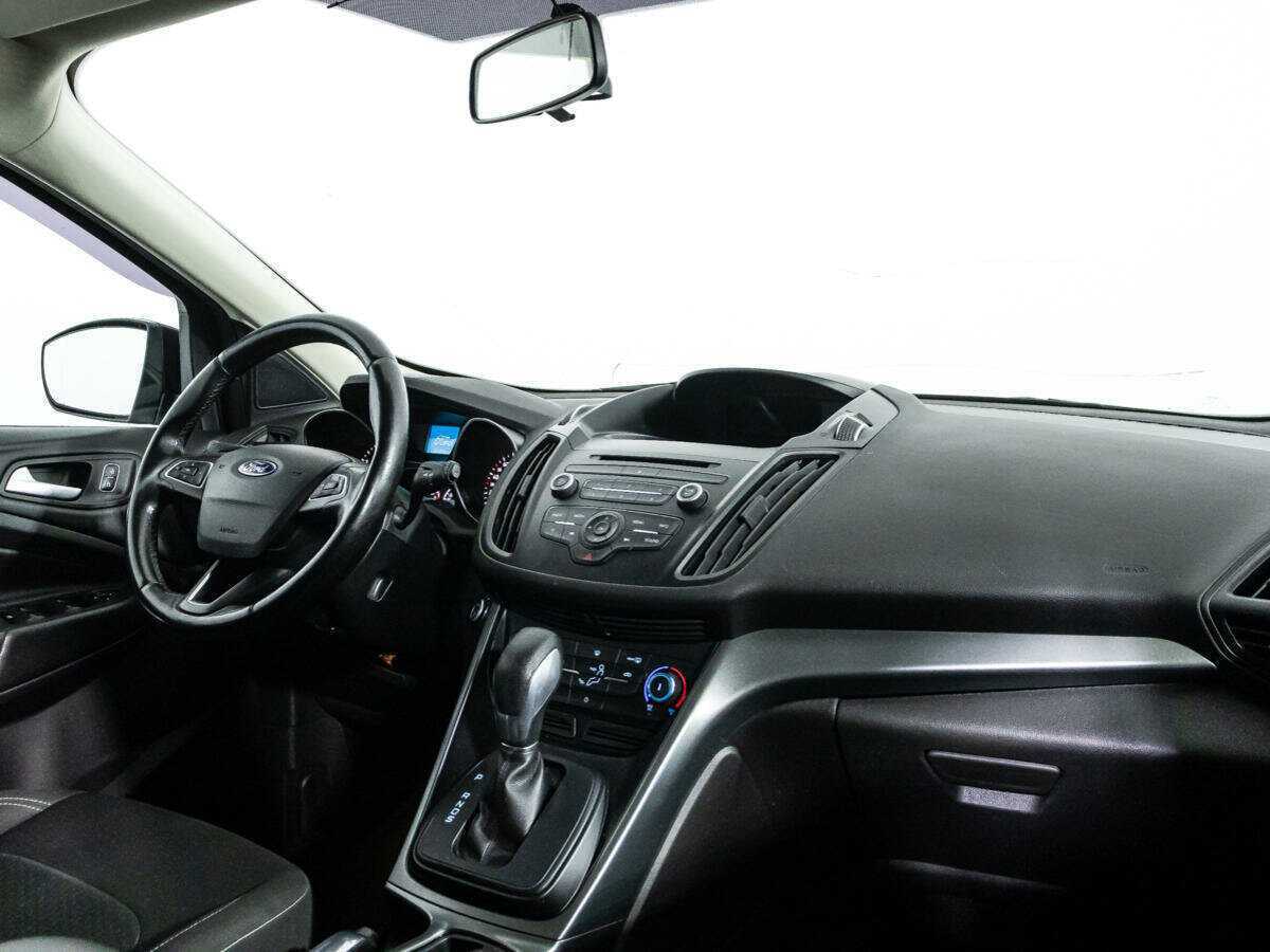 Б/У Форд Куга 2017 года. Фото: #8