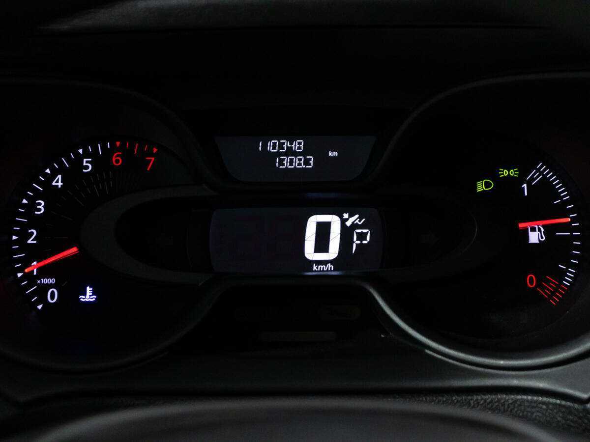 Б/У Рено Каптюр 2018 года. Фото: #11