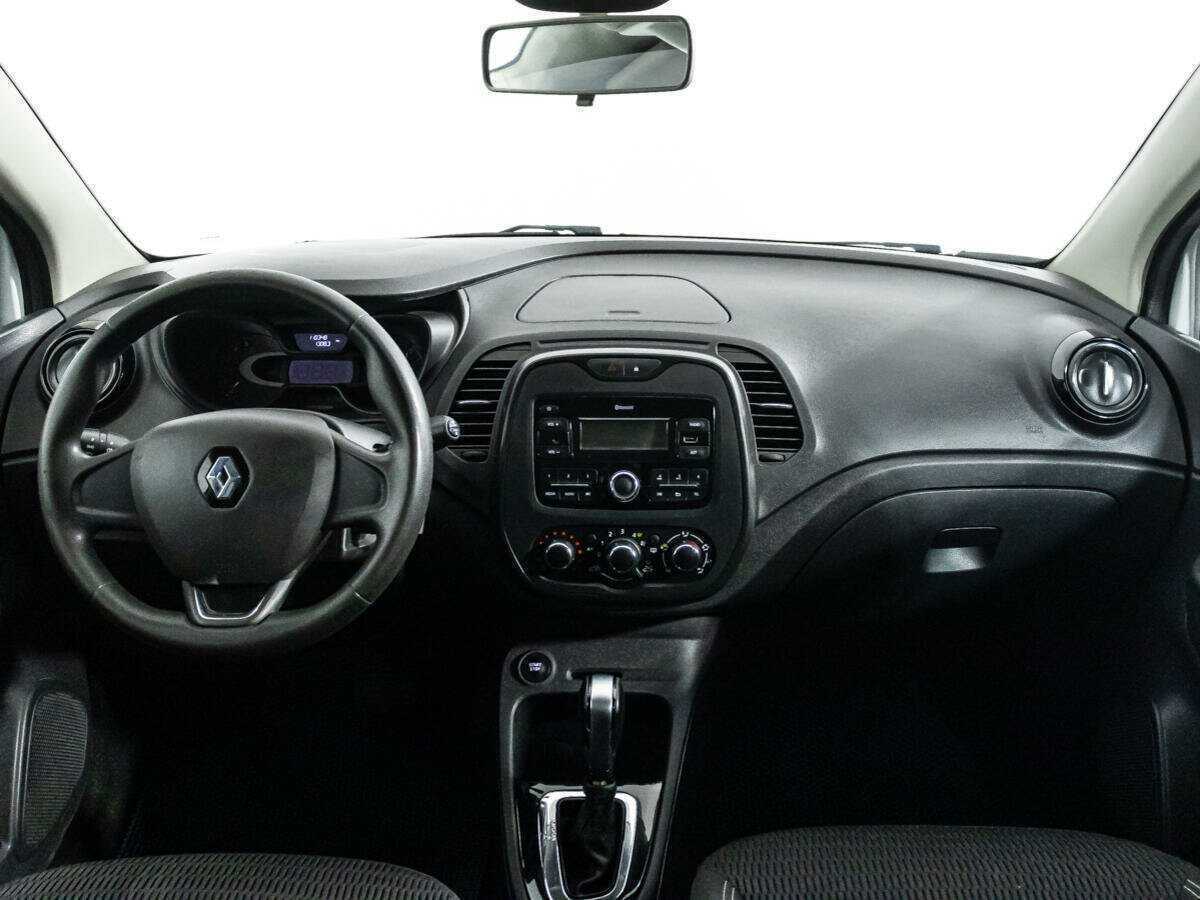 Б/У Рено Каптюр 2018 года. Фото: #12