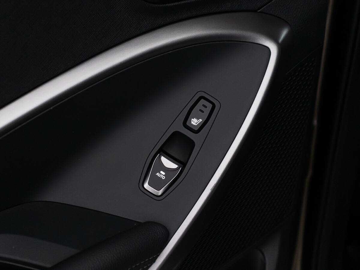 Б/У Хендай Санта Фе 2015 года. Фото: #17