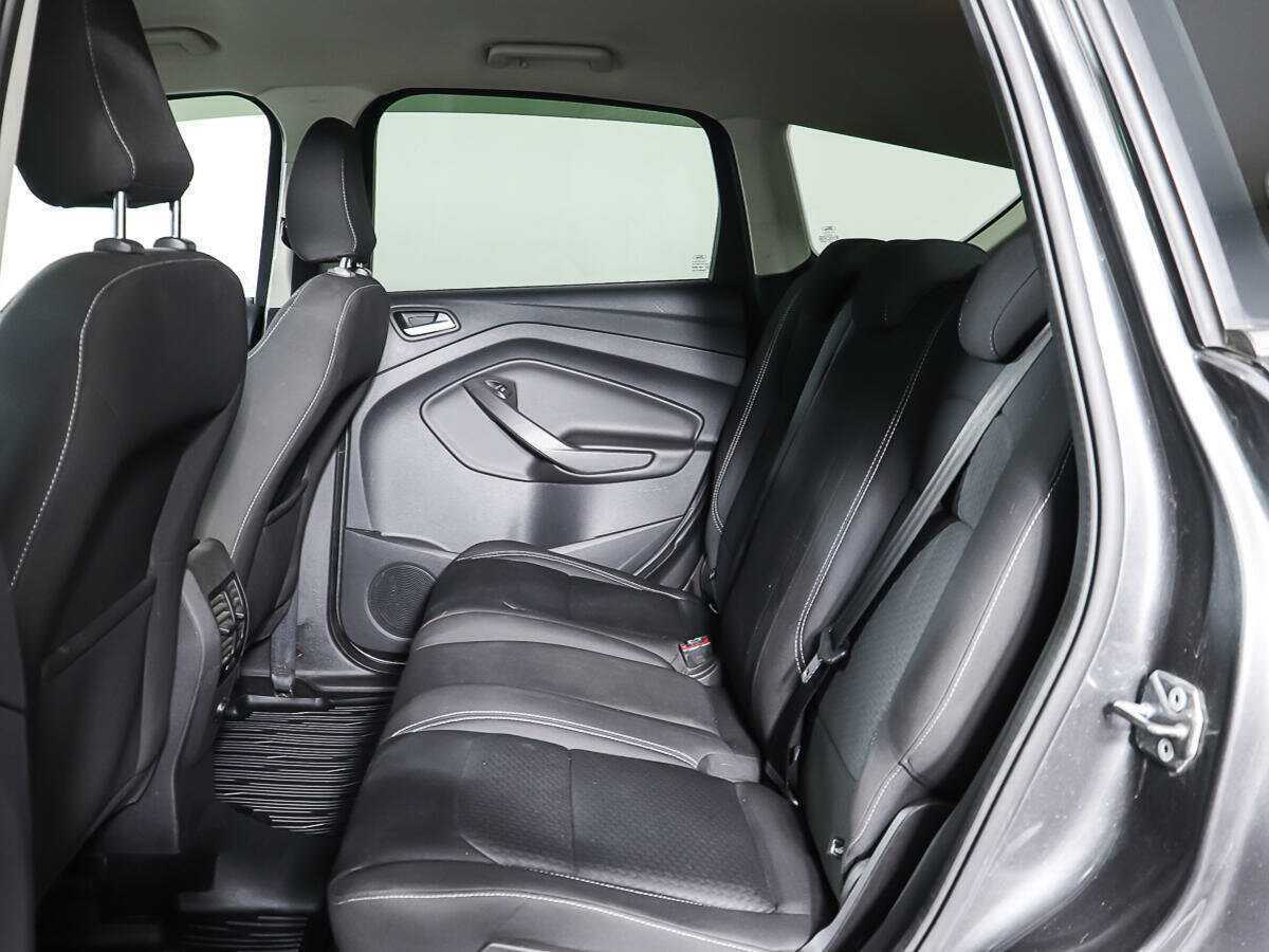 Б/У Форд Куга 2017 года. Фото: #9