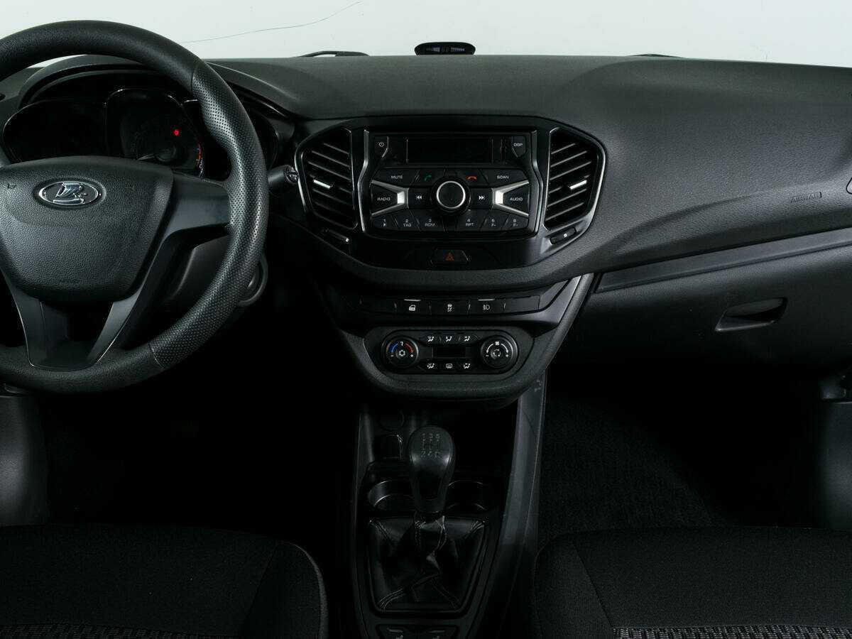 Б/У Лада (ВАЗ) Веста 2019 года. Фото: #9