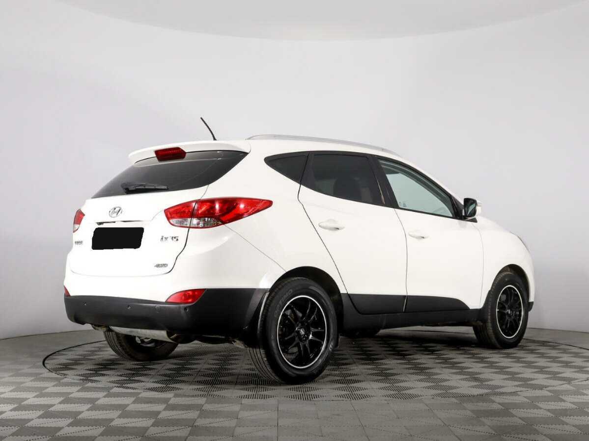 Б/У Хендай ай-икс35 2013 года. Фото: #4