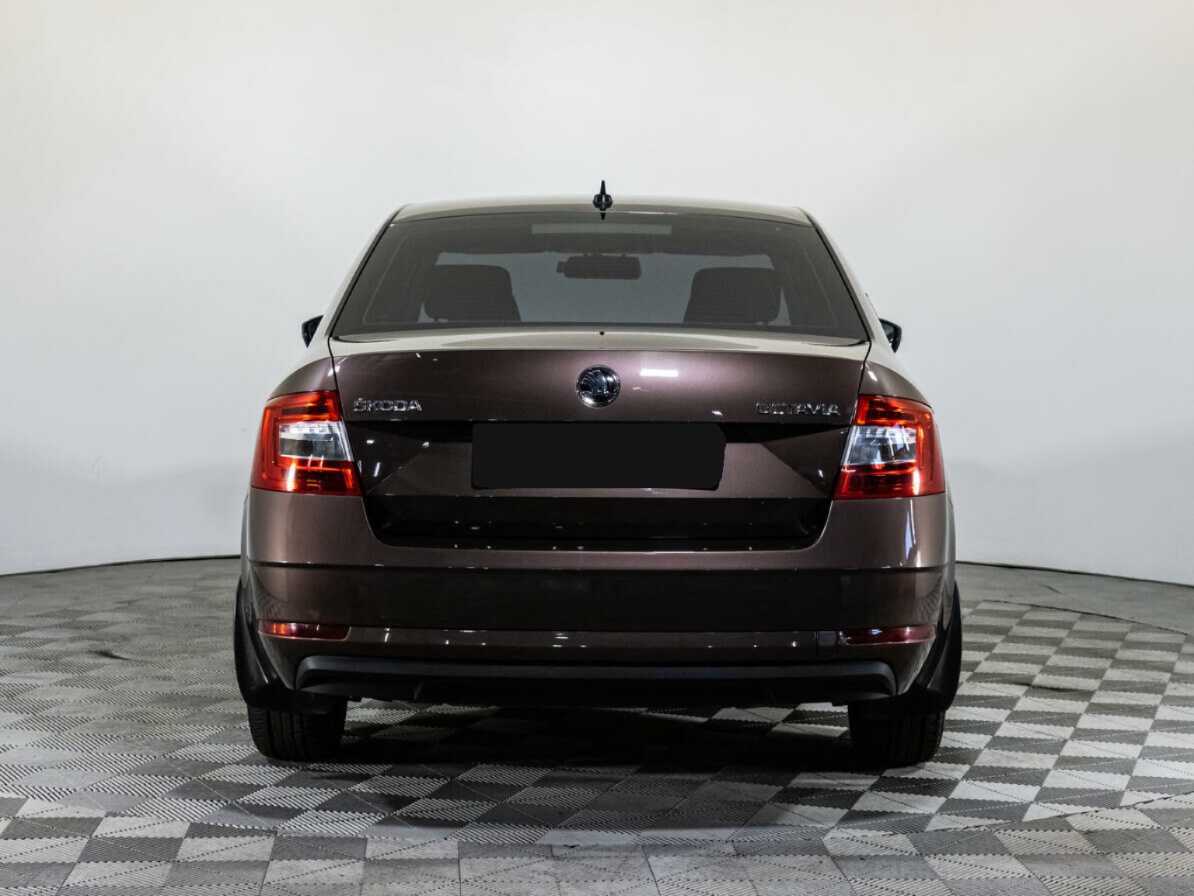 Б/У Шкода Октавия 2020 года. Фото: #4