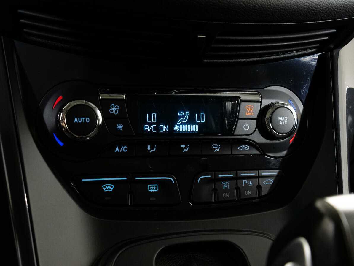 Б/У Форд Куга 2013 года. Фото: #14