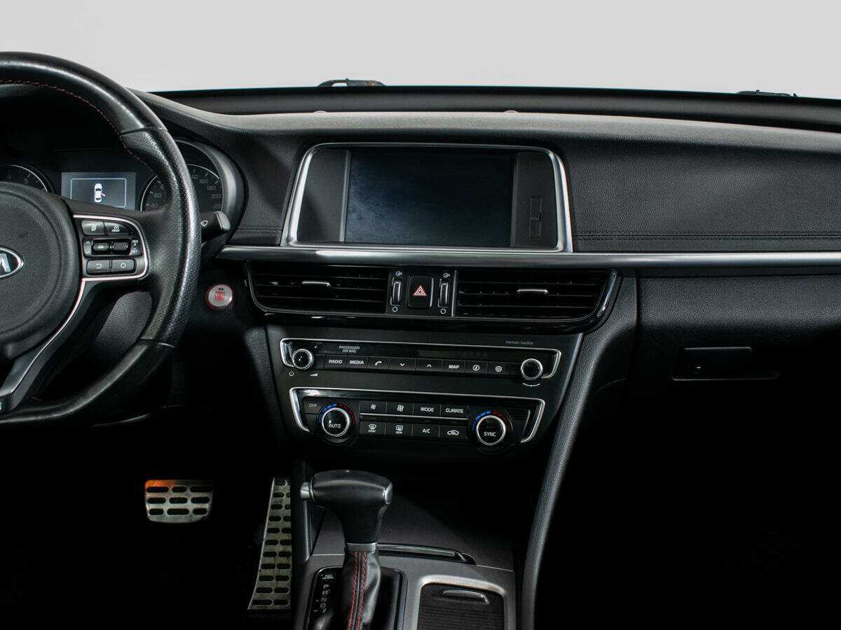 Б/У Киа Оптима 2017 года. Фото: #8