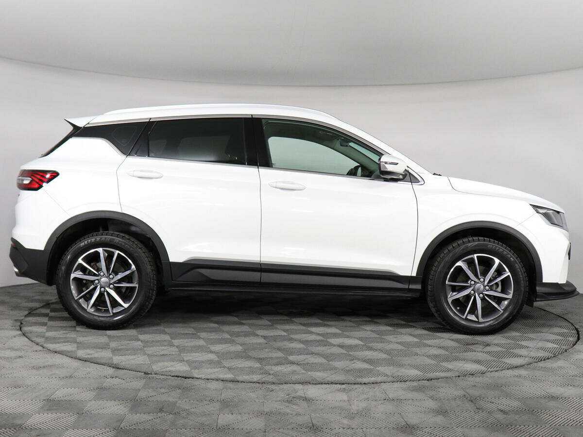 Б/У Джили Кулрэй 2022 года. Фото: #3