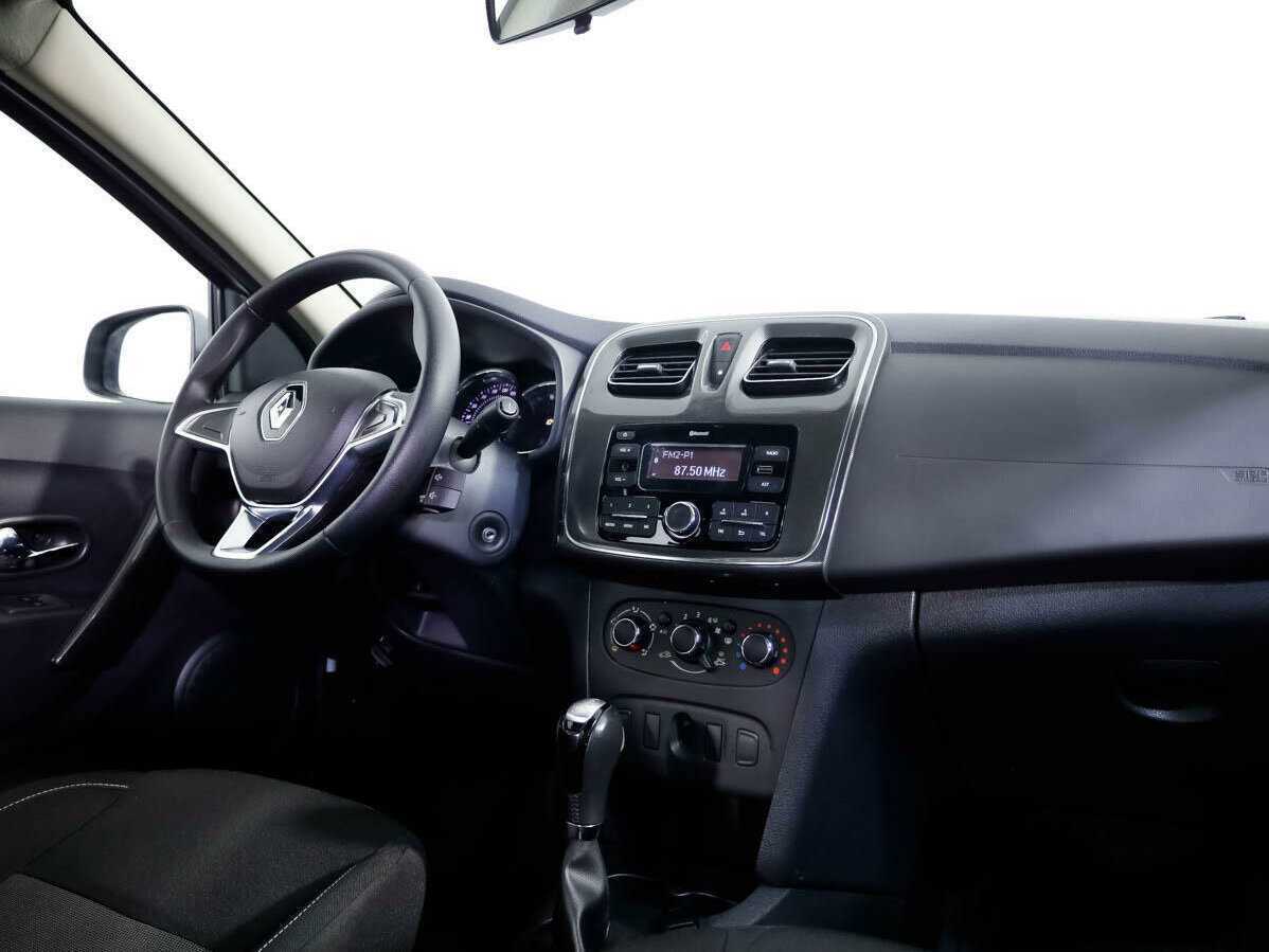 Б/У Рено Логан 2020 года. Фото: #7