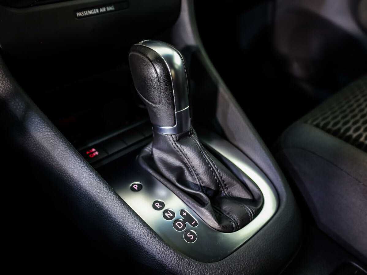 Б/У Фольксваген Гольф 2012 года. Фото: #14