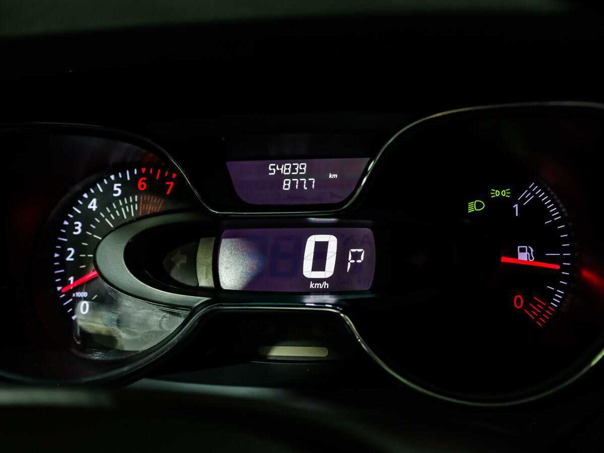 Б/У Рено Каптюр 2017 года. Фото: #15