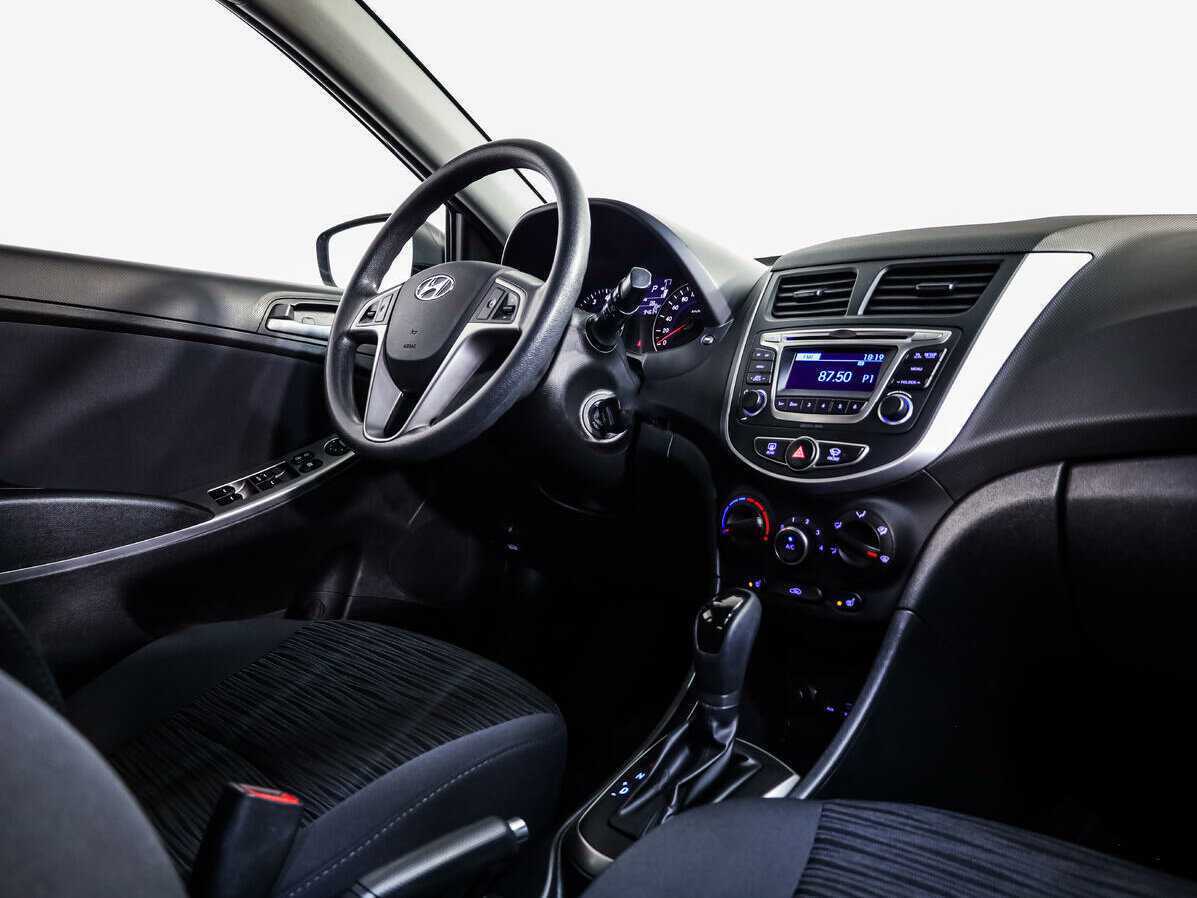 Б/У Хендай Солярис 2015 года. Фото: #7