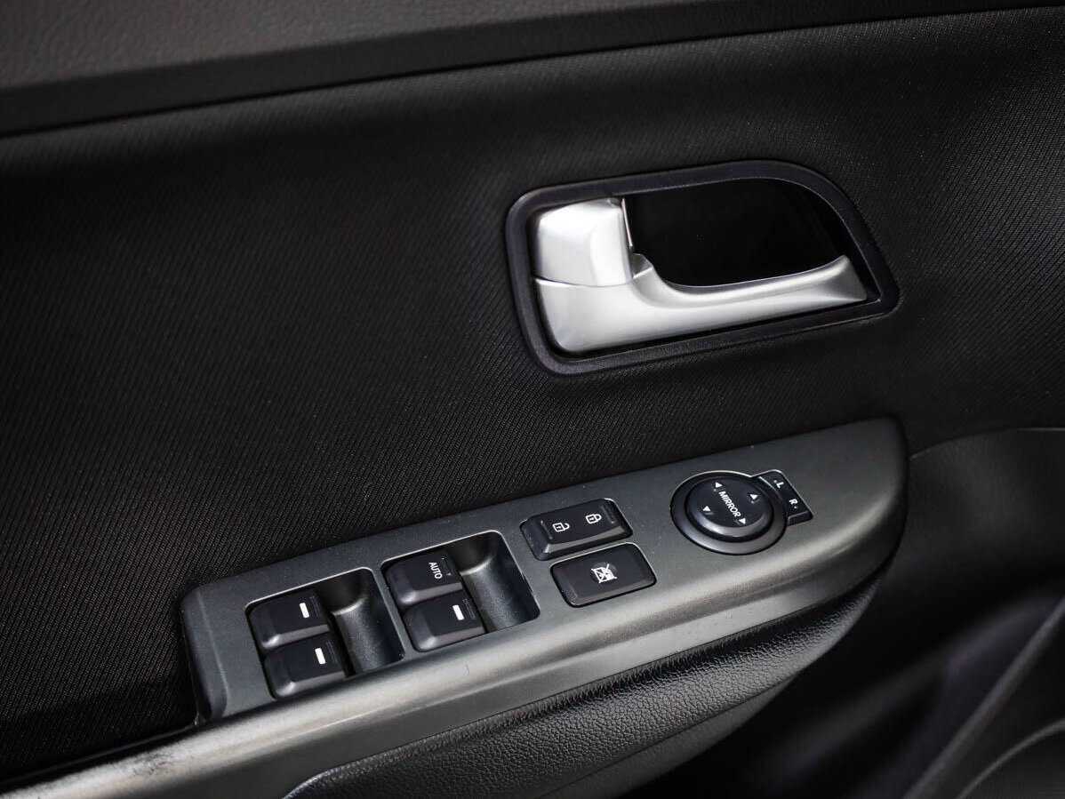 Б/У Киа Рио 2016 года. Фото: #13