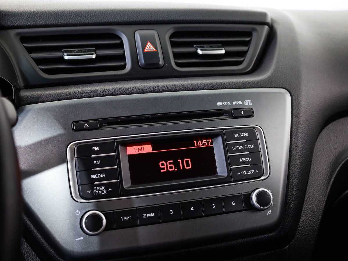 Б/У Киа Рио 2016 года. Фото: #15