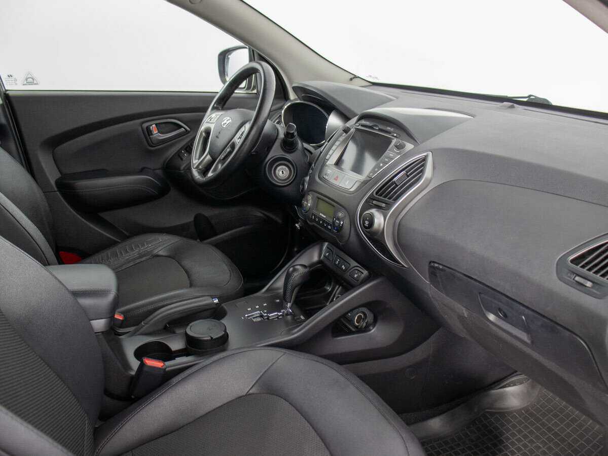 Б/У Хендай ай-икс35 2014 года. Фото: #8