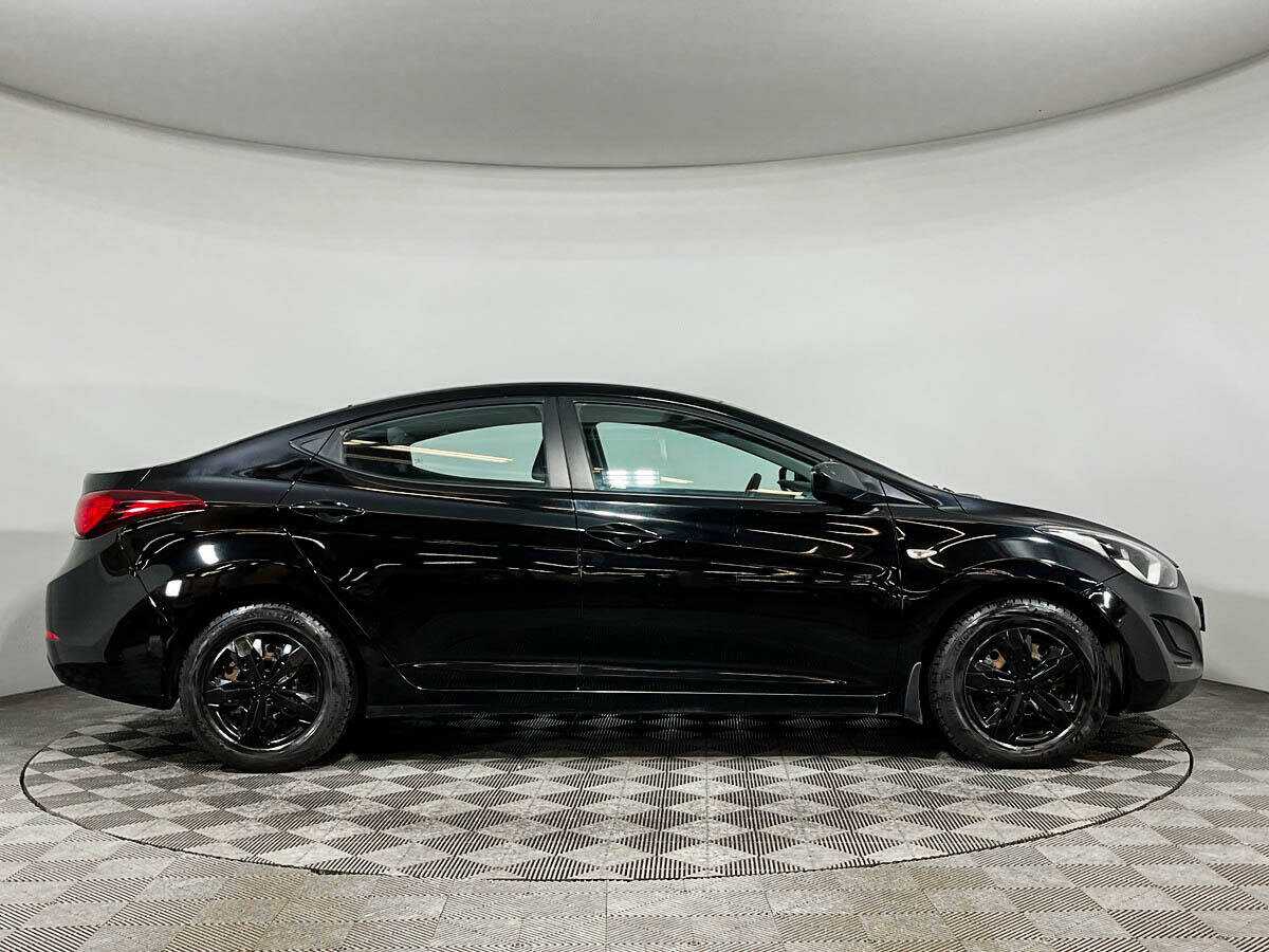 Б/У Хендай Елантра 2015 года. Фото: #3