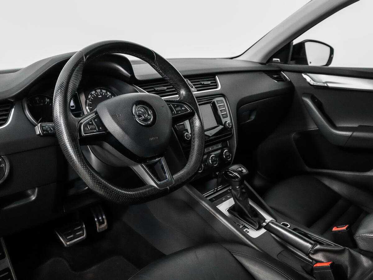 Б/У Шкода Октавия 2015 года. Фото: #8