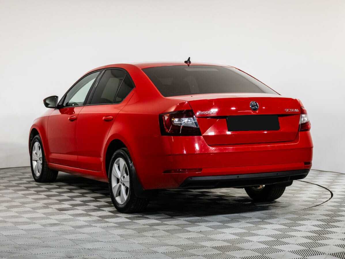 Б/У Шкода Октавия 2017 года. Фото: #5