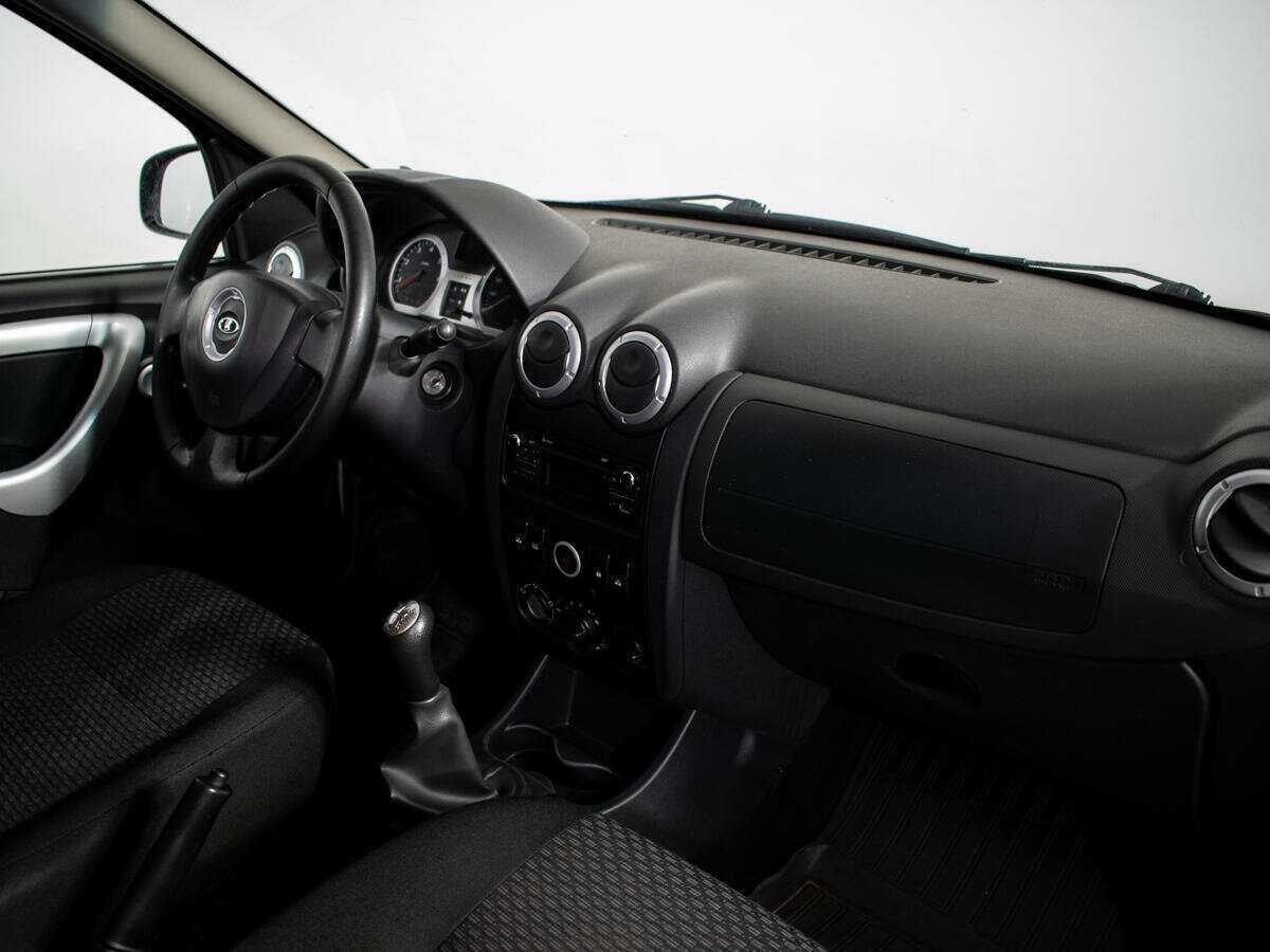 Б/У Лада (ВАЗ) Ларгус 2014 года. Фото: #4