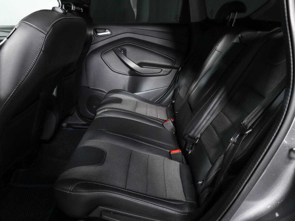 Б/У Форд Куга 2013 года. Фото: #9