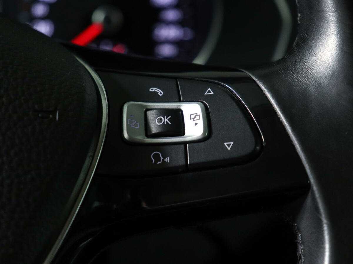 Б/У Фольксваген Пассат 2016 года. Фото: #15