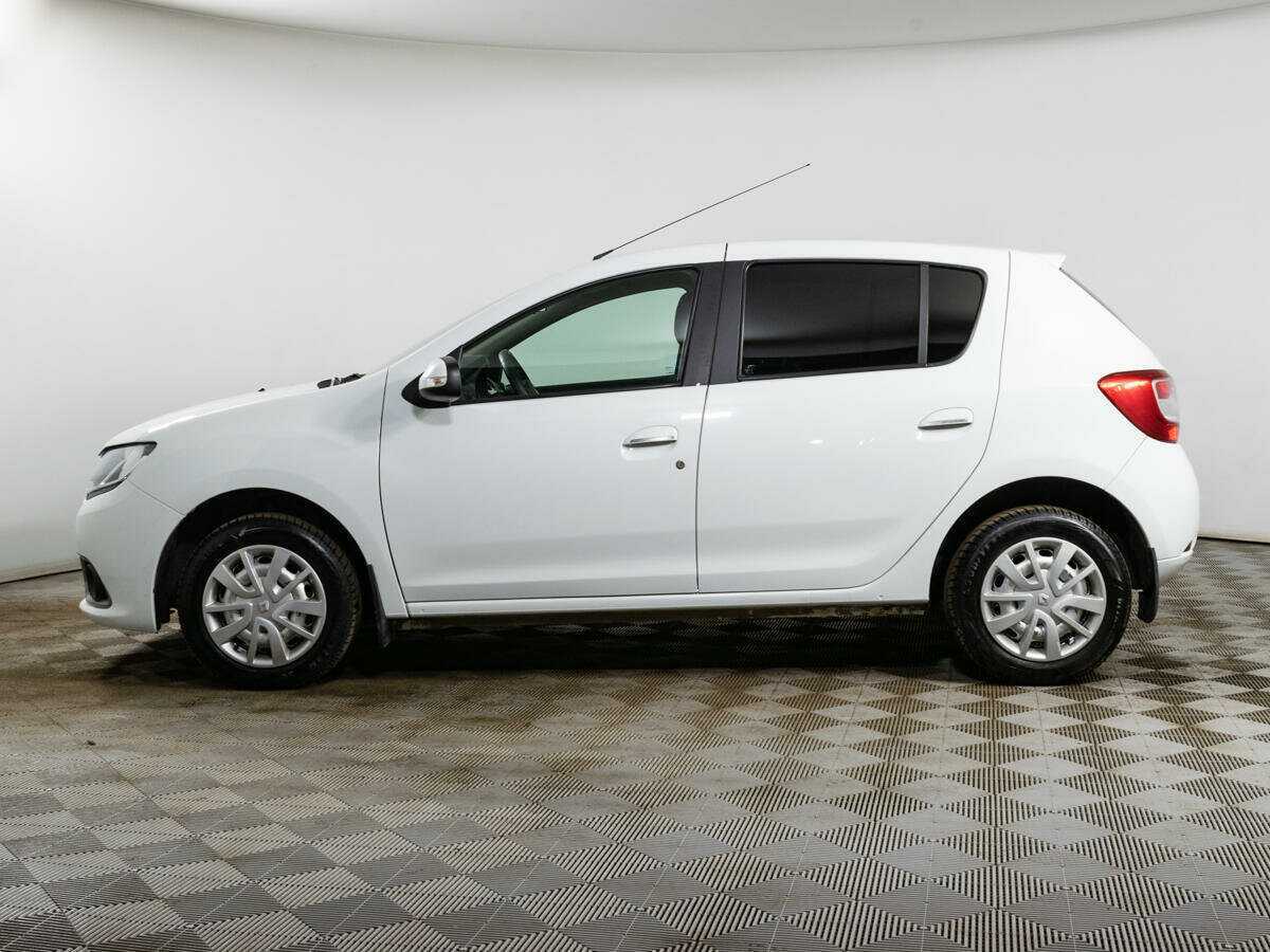 Б/У Рено Сандеро 2017 года. Фото: #7