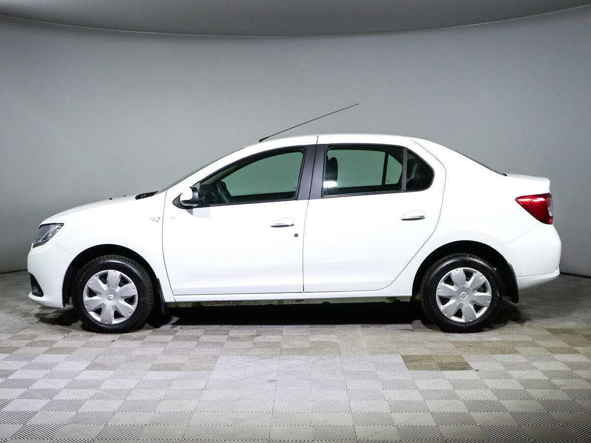 Б/У Рено Логан 2017 года. Фото: #7