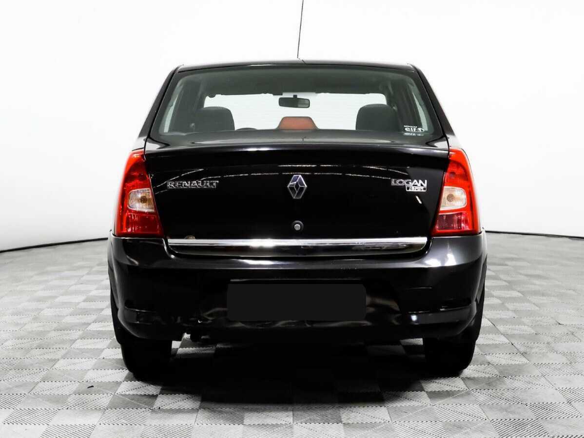 Б/У Рено Логан 2012 года. Фото: #5