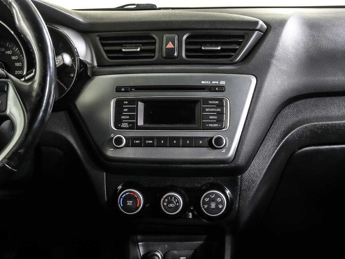 Б/У Киа Рио 2016 года. Фото: #11