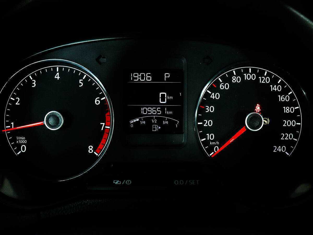 Б/У Фольксваген Поло 2018 года. Фото: #10