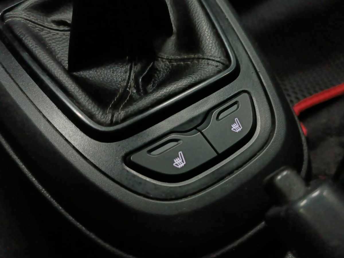 Б/У Лада (ВАЗ) Веста 2016 года. Фото: #14