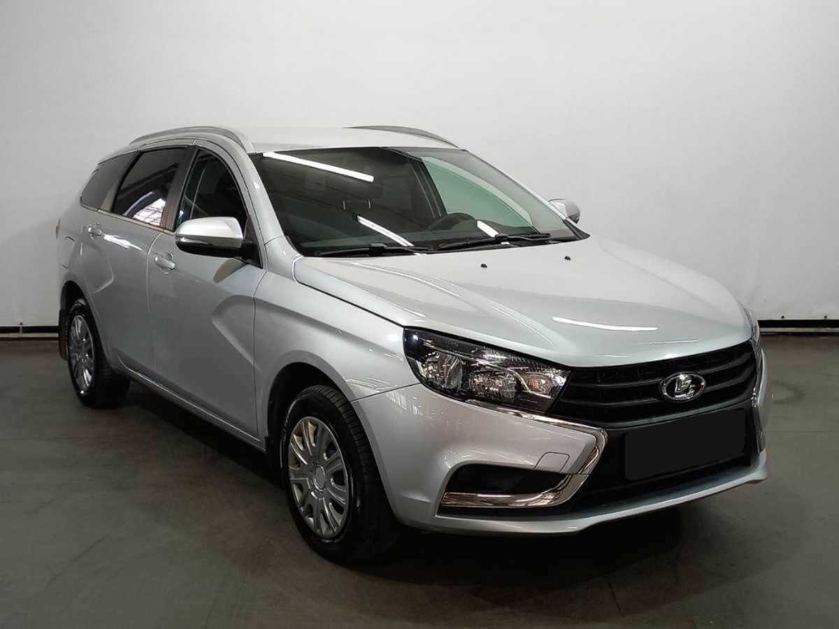 Б/У Лада (ВАЗ) Веста 2021 года. Фото: #2