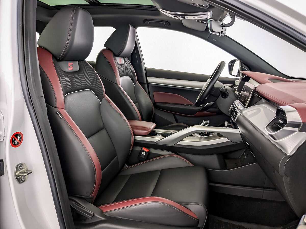 Б/У Джили Кулрэй 2020 года. Фото: #19