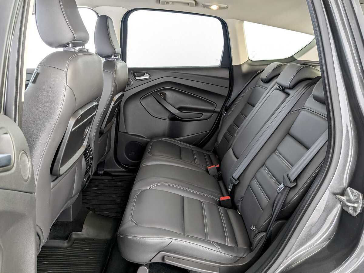 Б/У Форд Куга 2017 года. Фото: #9