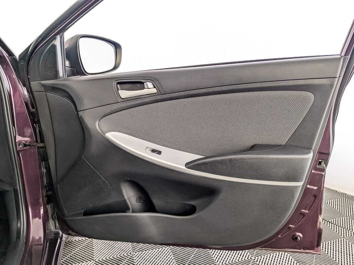 Б/У Хендай Солярис 2012 года. Фото: #19