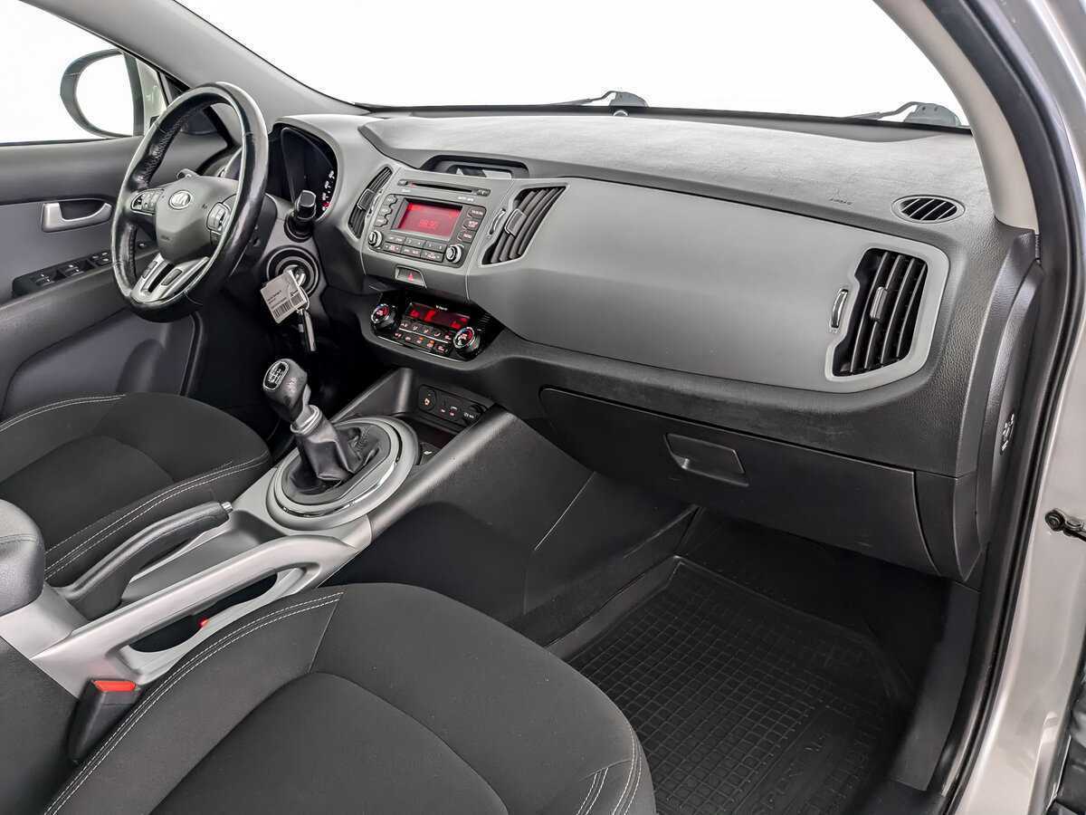 Б/У Киа Спортейдж 2015 года. Фото: #8