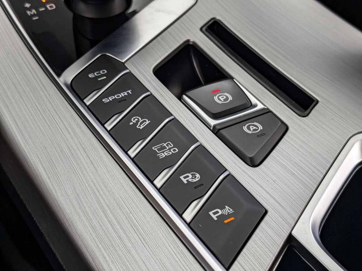 Б/У Джили Кулрэй 2021 года. Фото: #14