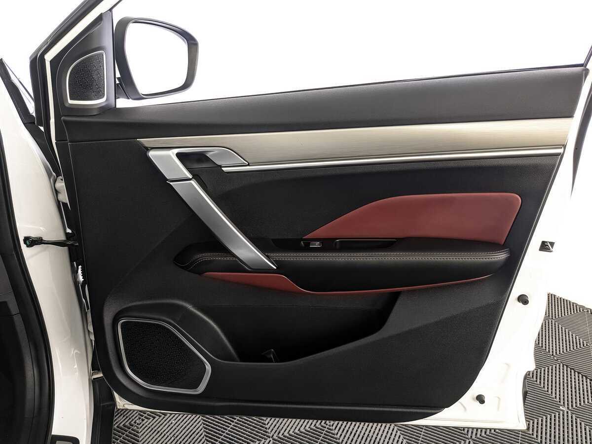 Б/У Джили Кулрэй 2021 года. Фото: #17