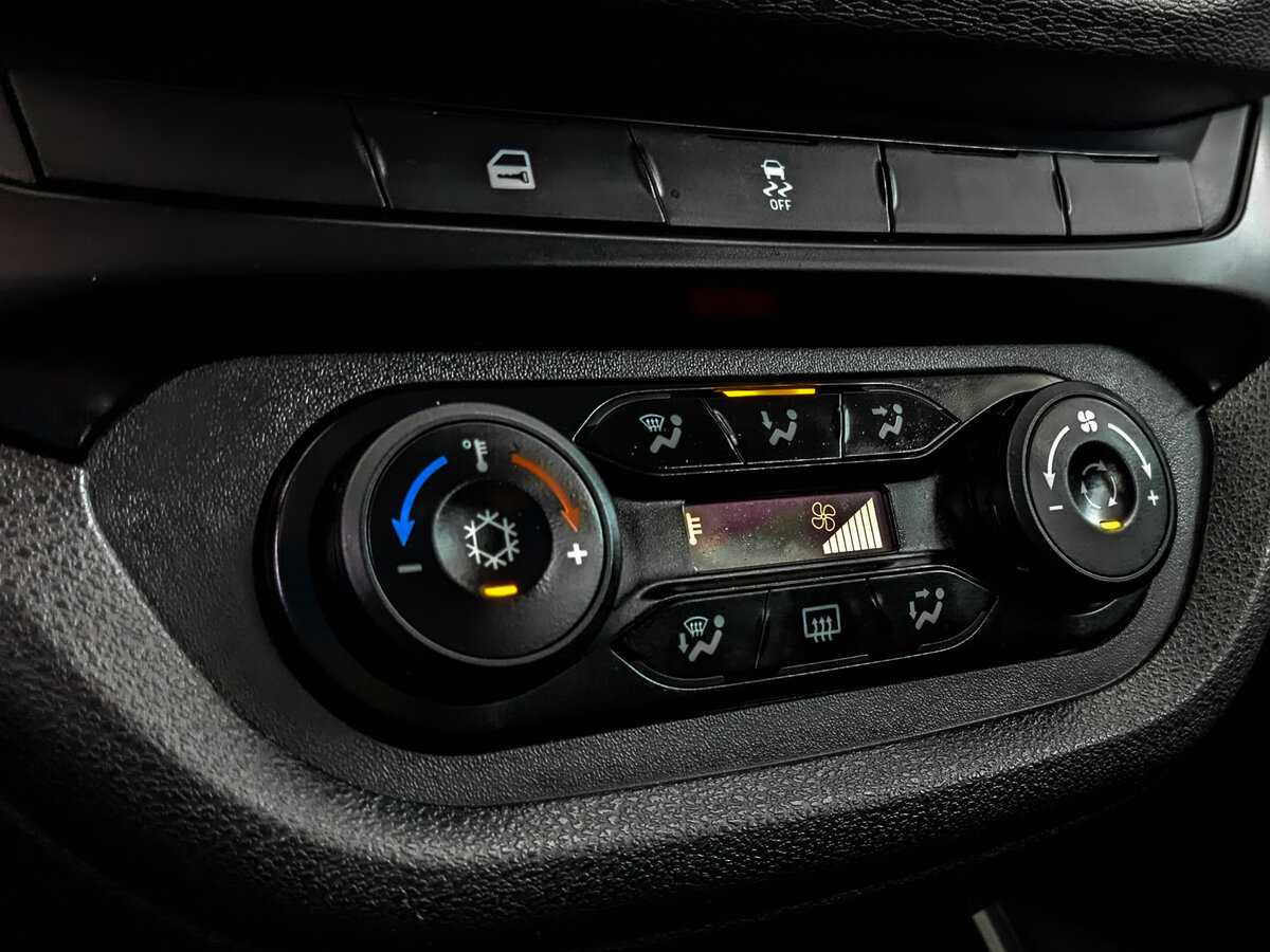 Б/У Лада (ВАЗ) Веста 2021 года. Фото: #20