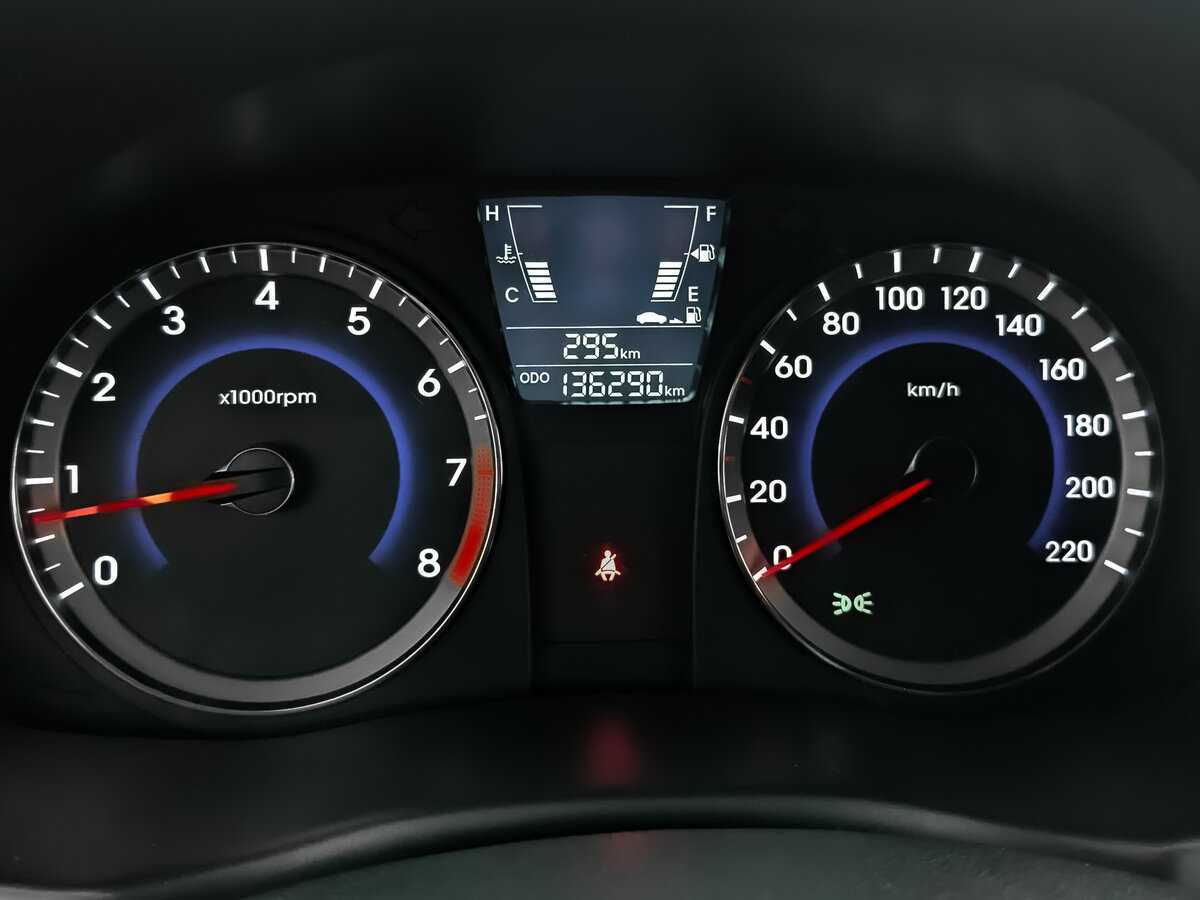 Б/У Хендай Солярис 2014 года. Фото: #11