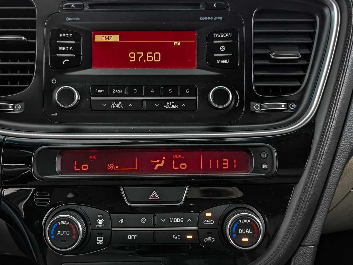 Б/У Киа Оптима 2015 года. Фото: #12