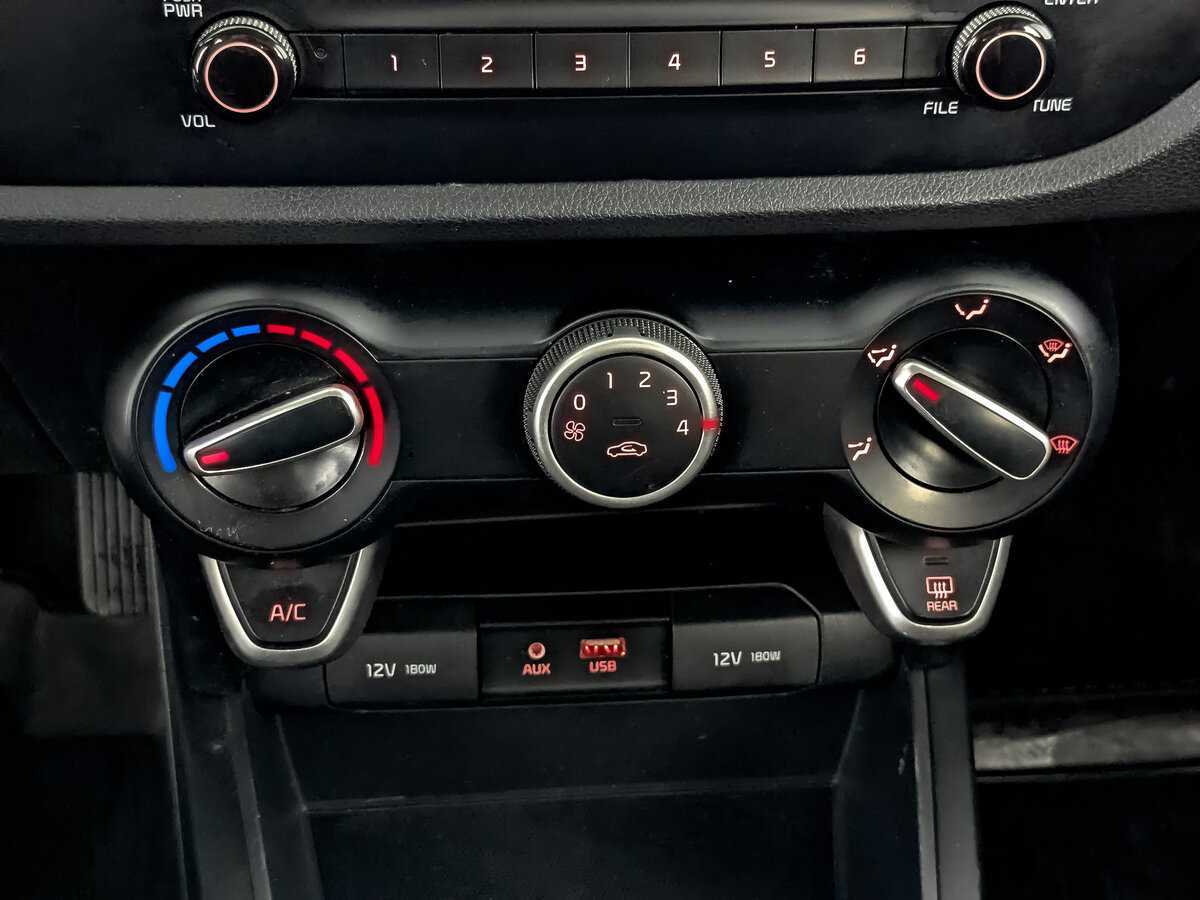 Б/У Киа Рио 2019 года. Фото: #16