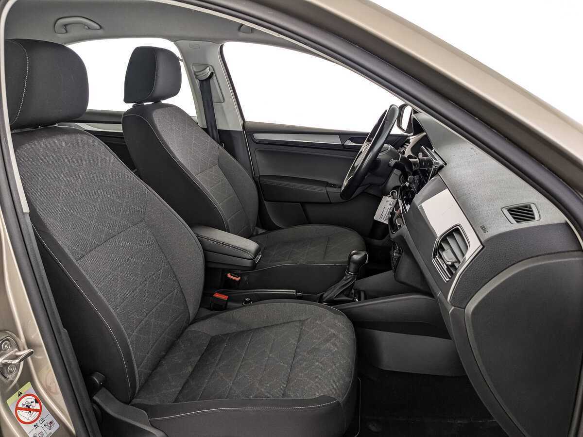 Б/У Фольксваген Поло 2020 года. Фото: #19