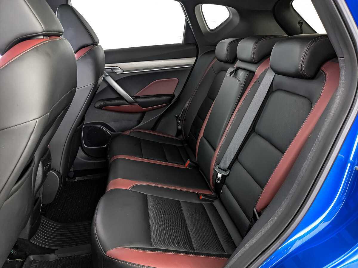 Б/У Джили Кулрэй 2020 года. Фото: #13